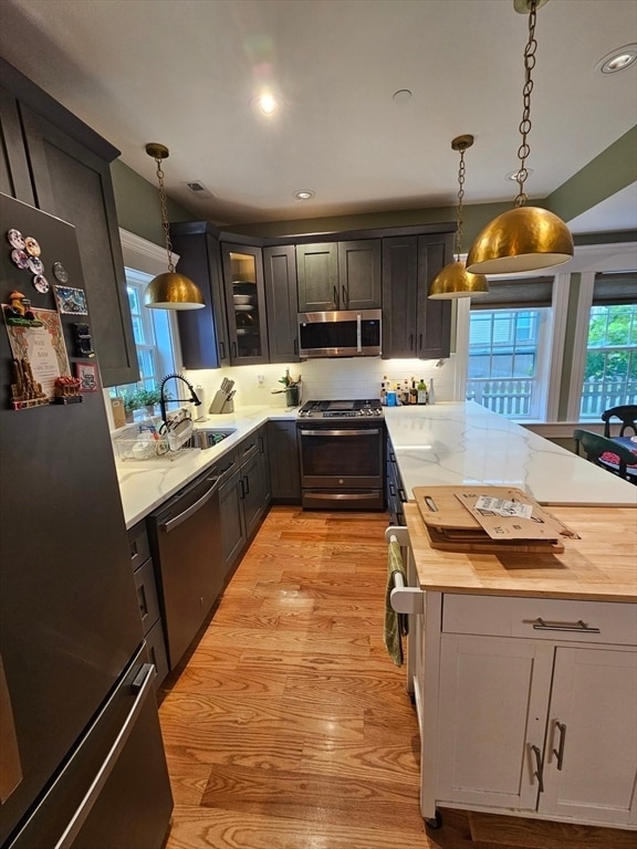 Building Photo - 106 Bridge St