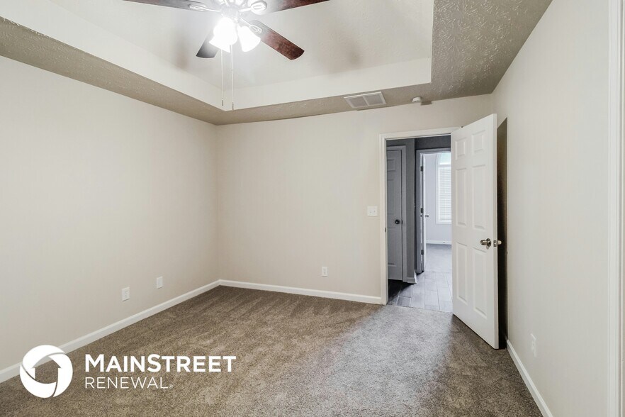 Building Photo - 3894 Fieldway Rd