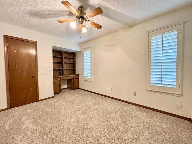 Building Photo - 4005 Linda Dr