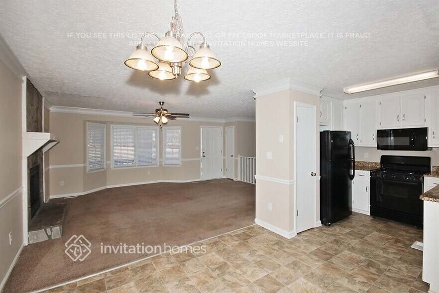 Building Photo - 166 Bluebird Dr