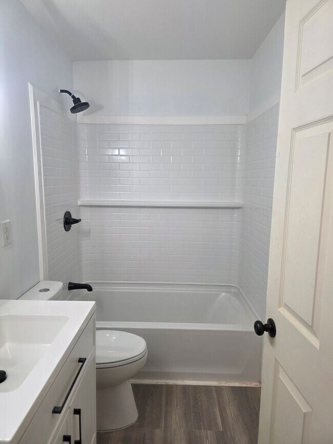 Building Photo - Accepting Section 8 – 3-Bedroom, 1-Bathroom Home – $1,425/Month
