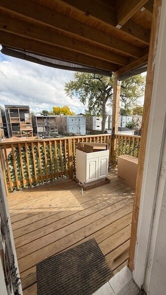 Building Photo - 1053 N Monticello Ave