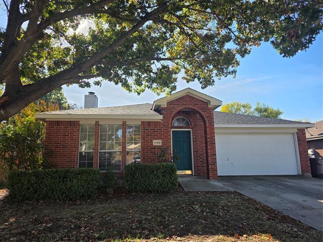 Primary Photo - 1148 Lake Bluff Dr