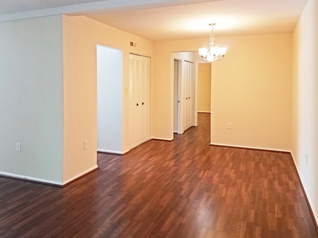 Building Photo - 2br/1.5ba with new laminate flooring, new ...