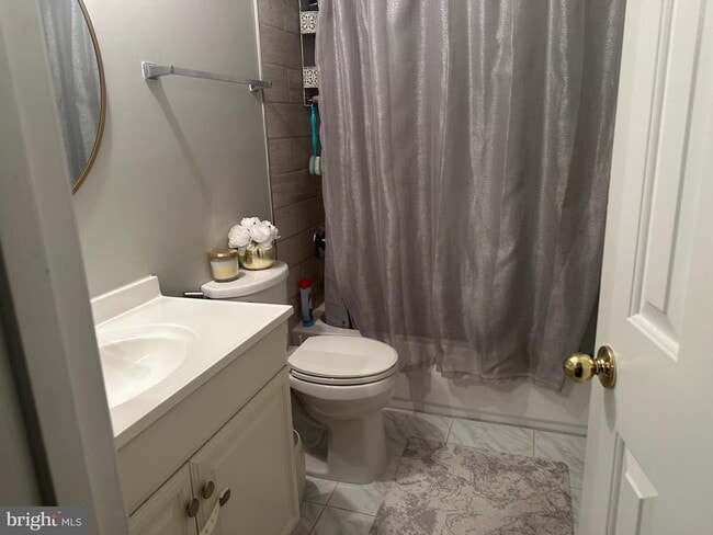 Building Photo - 14162 Compton Valley Way