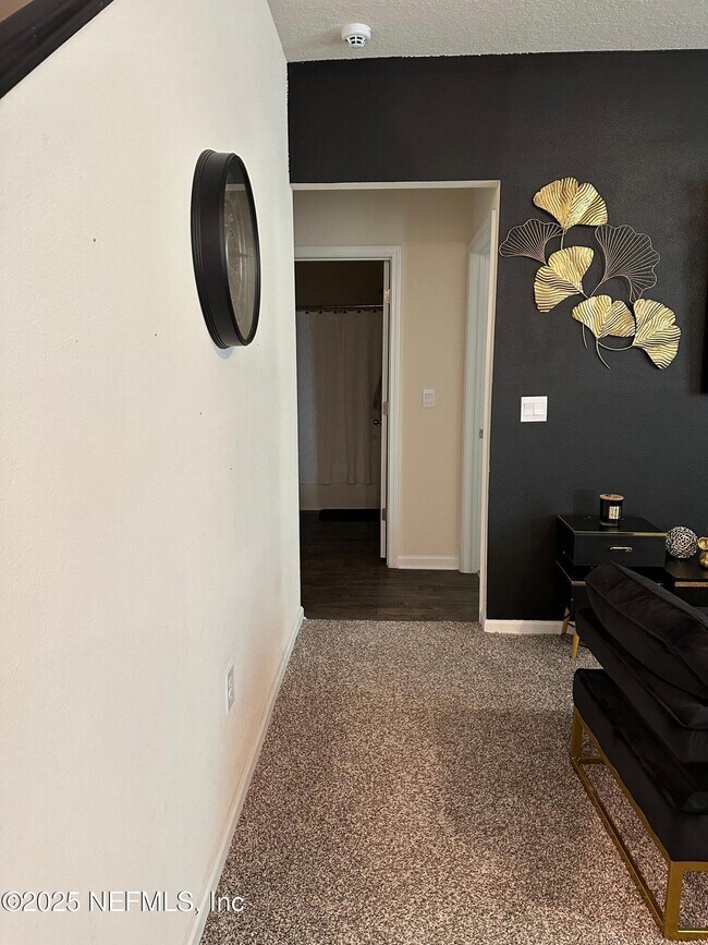 Building Photo - 2062 Garrison Wy