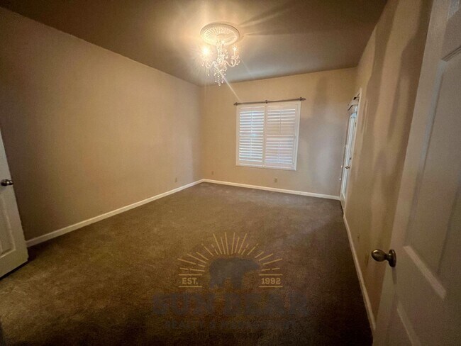 Building Photo - 2 Bedroom at the Reosrt at Tanamera - Reno! - Garage, Pool, Pet Friendly!