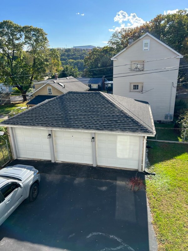 Building Photo - 40 Fairfax Rd