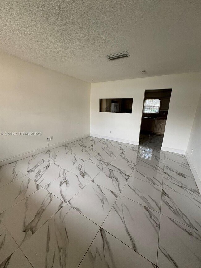 Building Photo - 19121 NW 34th Ct