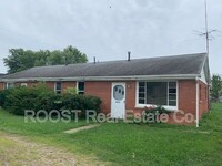 Building Photo - 10755 Florence Ave