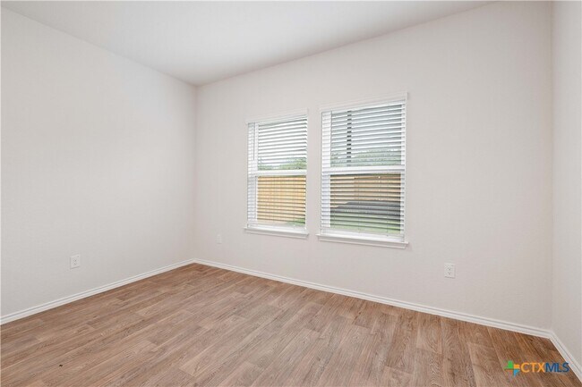 Building Photo - 2861 Brogan Creek