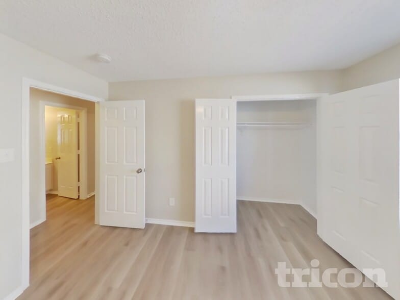 Building Photo - 9201 Riding Stable Ln