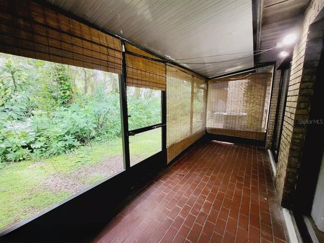 Building Photo - 1708 Foxhall Cir