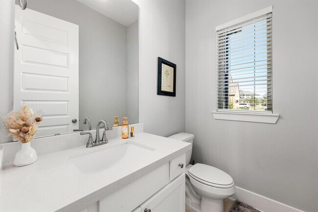 Building Photo - 4122 Basin Park Dr