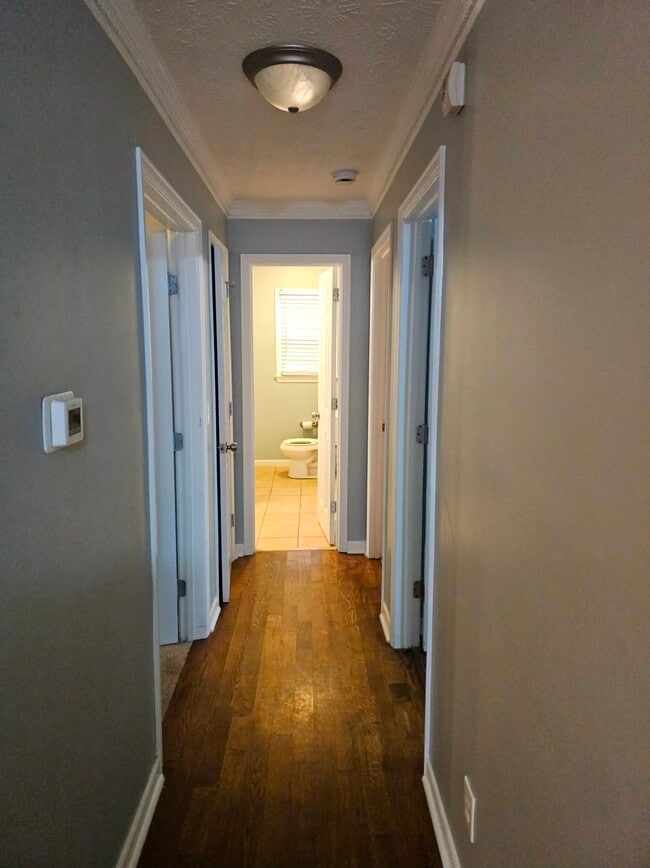 Building Photo - 270 Huckleberry Ln