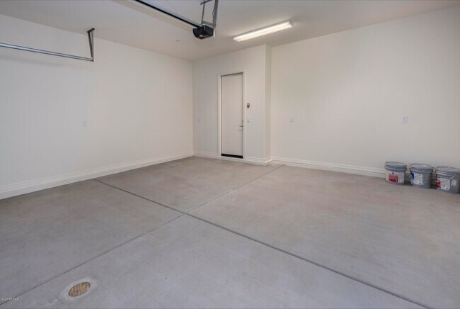 Building Photo - 25429 N 19th Ln