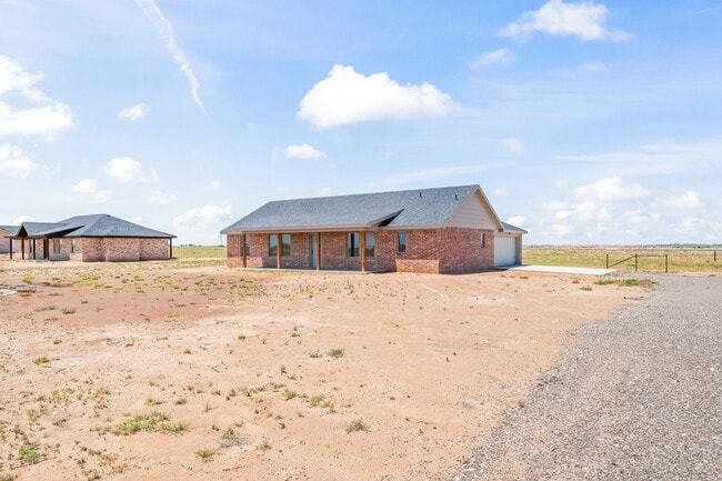 Building Photo - 10611 East C R 7400