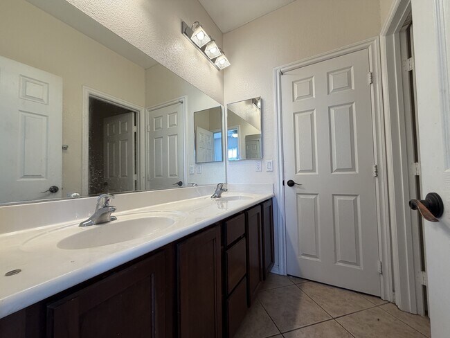 Building Photo - 10704 Sheepshead Bay Ave