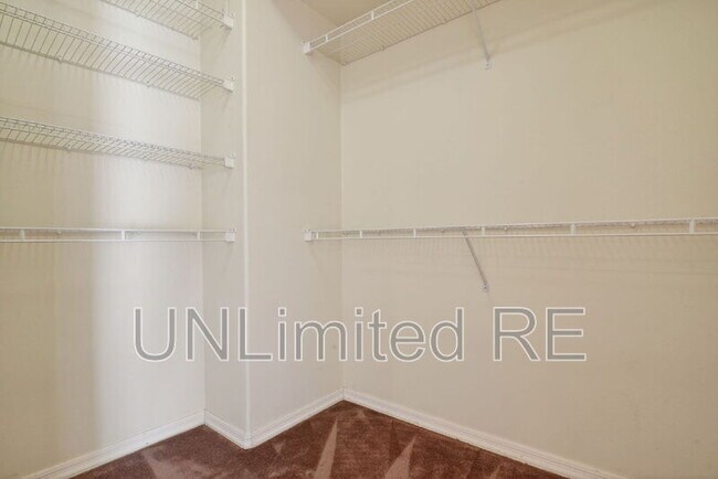 Building Photo - 1401 N Fourth St