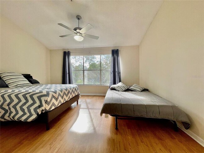 Building Photo - 2960 Cottage Grove Ct