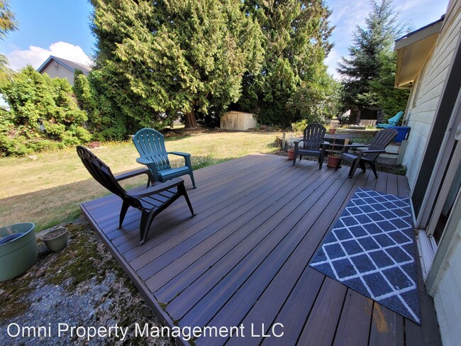 Building Photo - 3 br, 2 bath House - 724 B Street