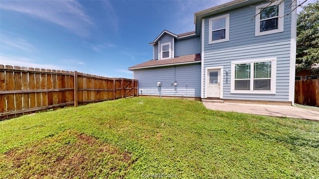 Building Photo - 2706 Horse Haven Ln