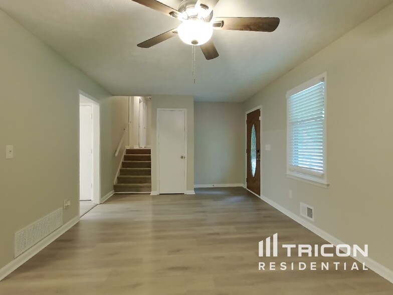 Building Photo - 167 Hardy Cir