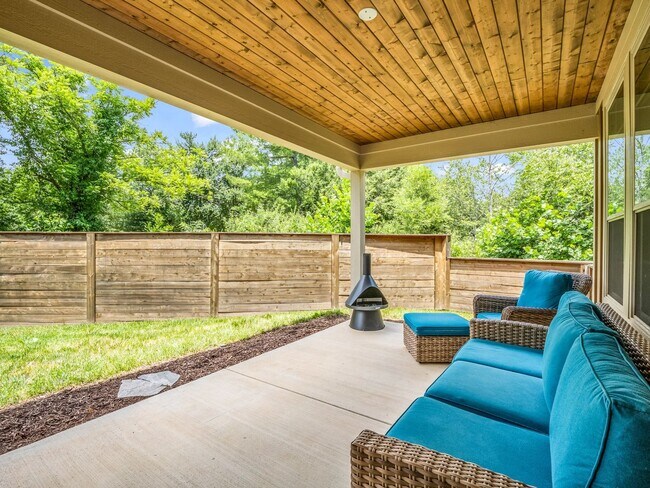 Building Photo - 572 Sweet Birch Park Ln