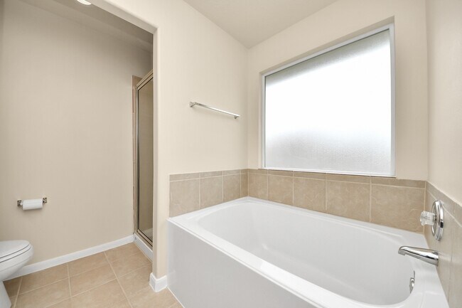 Building Photo - 11034 Kelly Hill Ct