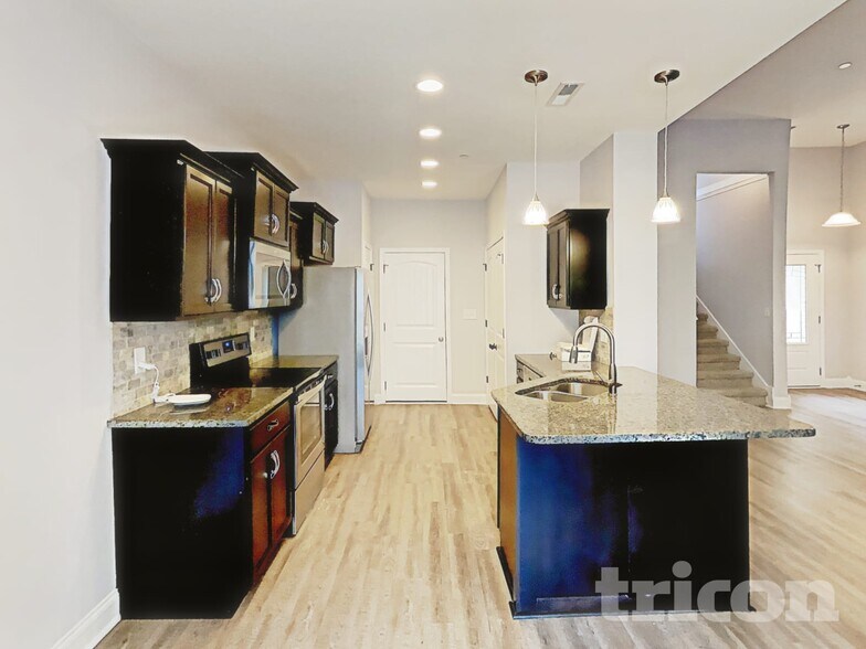 Building Photo - 364 Preakness Cir