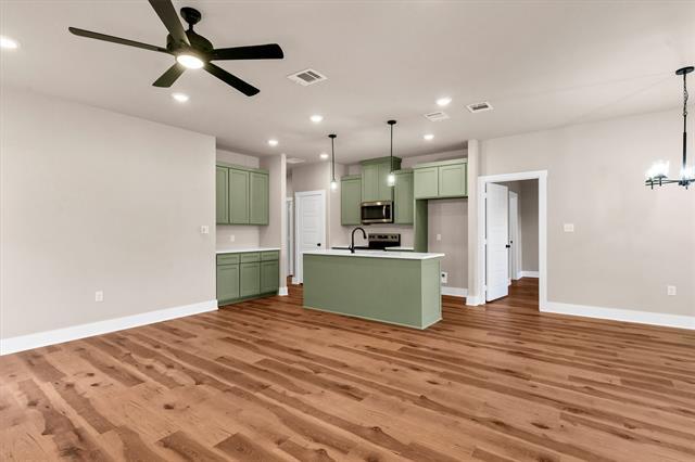 Building Photo - 811 Branding Iron Trail