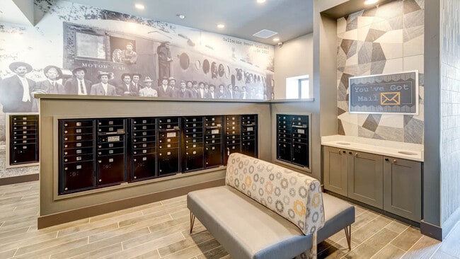 Lobby - Savanna Nine Mile