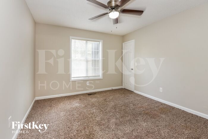 Building Photo - 660 Cranberry Trail