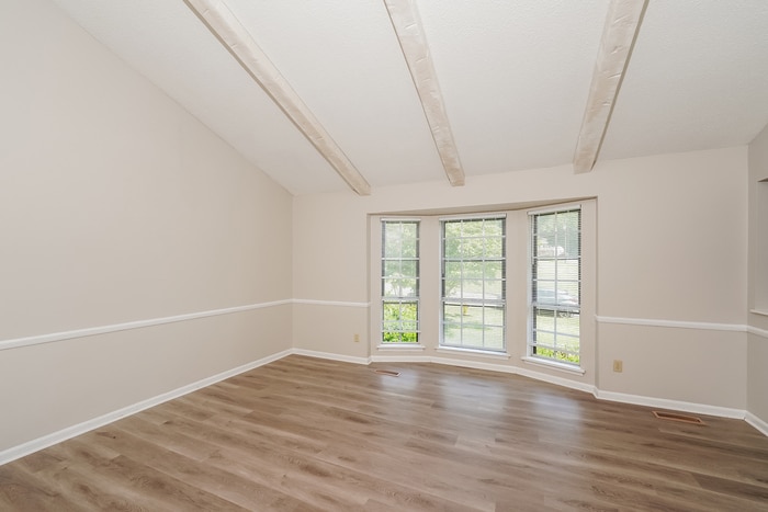 Building Photo - 611 Ashwood Ln