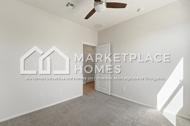 Building Photo - 22617 E Via Las Brisas
