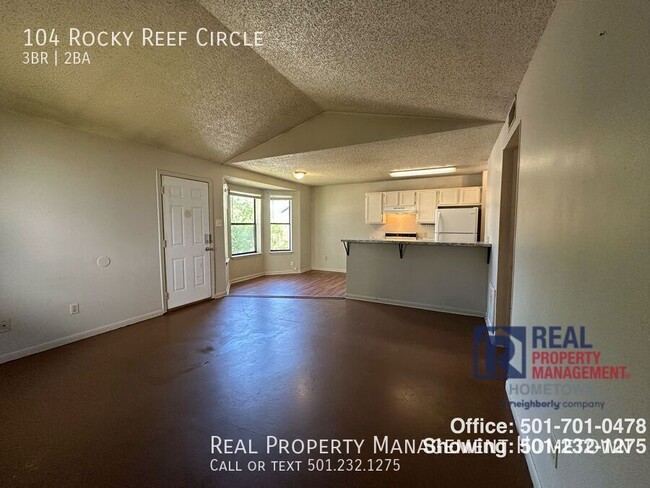 Building Photo - 104 Rockyreef Cir