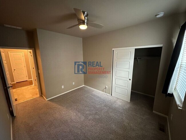 Building Photo - 4854 S Sicily St