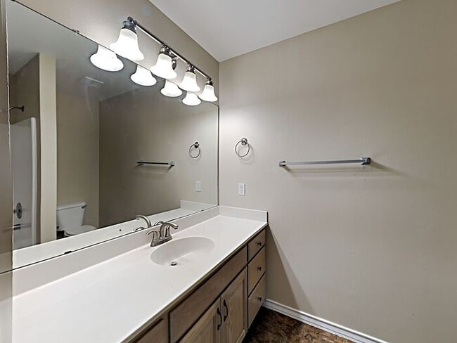 Building Photo - No App Fees.