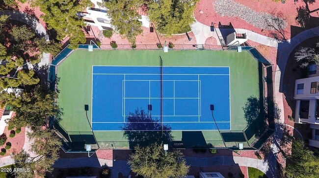 Building Photo - 750 E Northern Ave