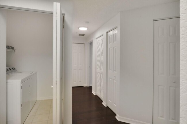 Building Photo - 2727 Anzio Ct