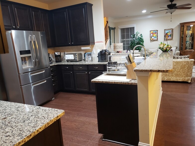 Building Photo - 500 Longhorn Drive