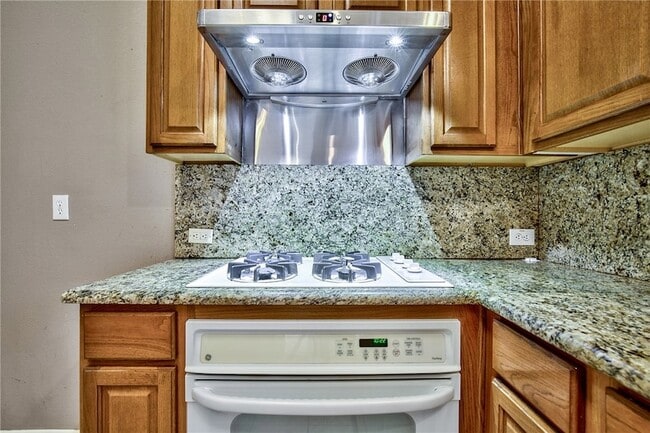 Building Photo - 3016 Afton Ridge Dr