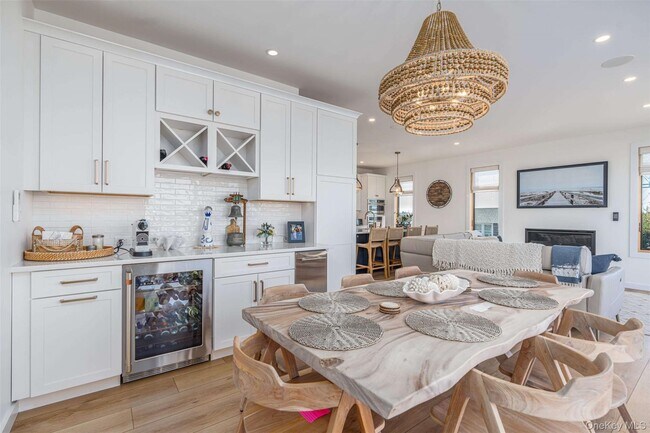 Building Photo - 4 Atlantic Ave