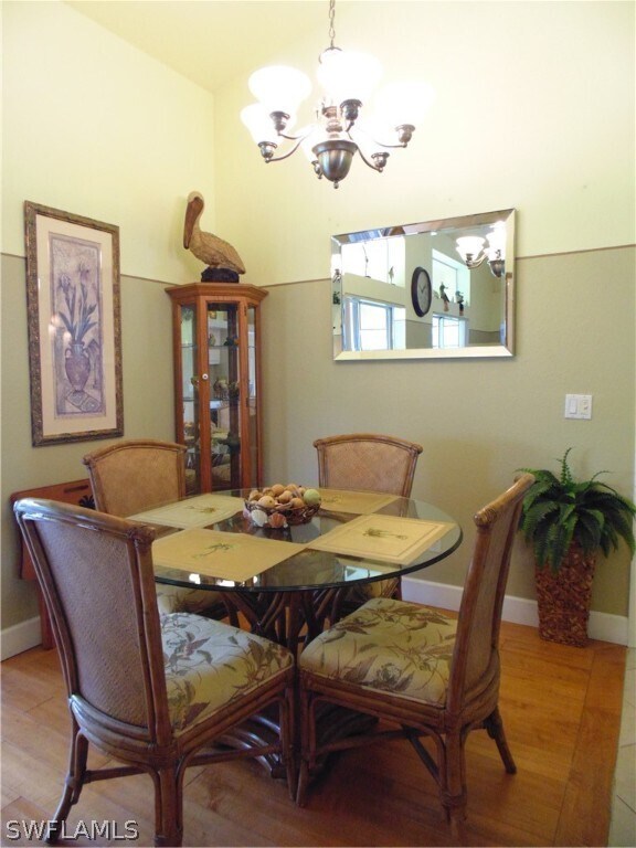 Building Photo - 4835 SW 18th Ave