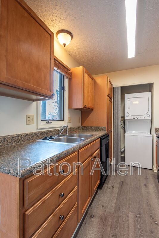 Building Photo - 104 Glenn Bridge Rd