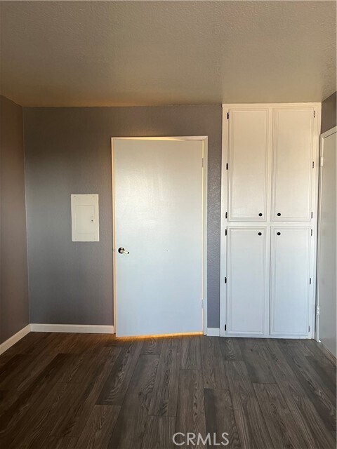 Building Photo - 11410 Dolan Ave