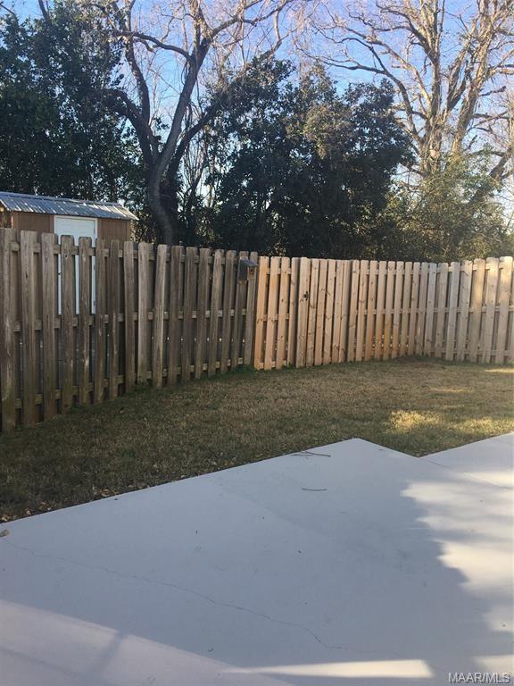 Building Photo - 6400 Chaprice Ln