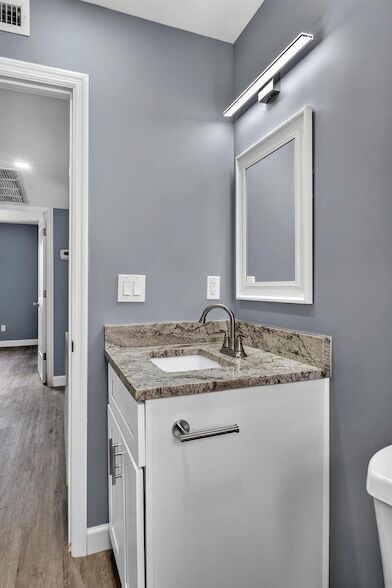 Building Photo - 3236 Coral Ridge Dr