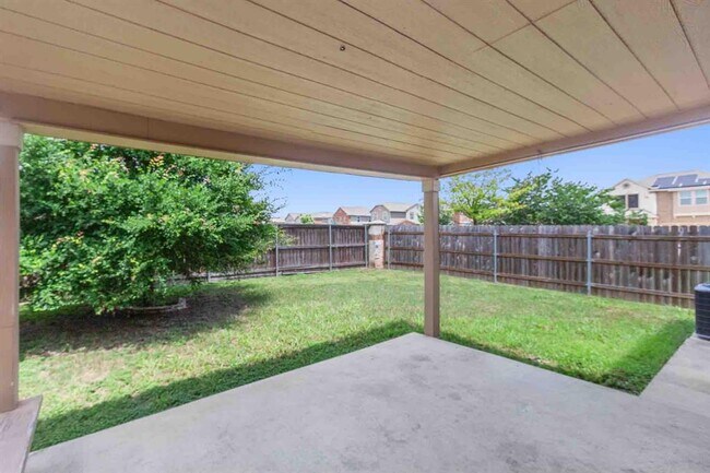 Building Photo - 11012 Culzean Dr