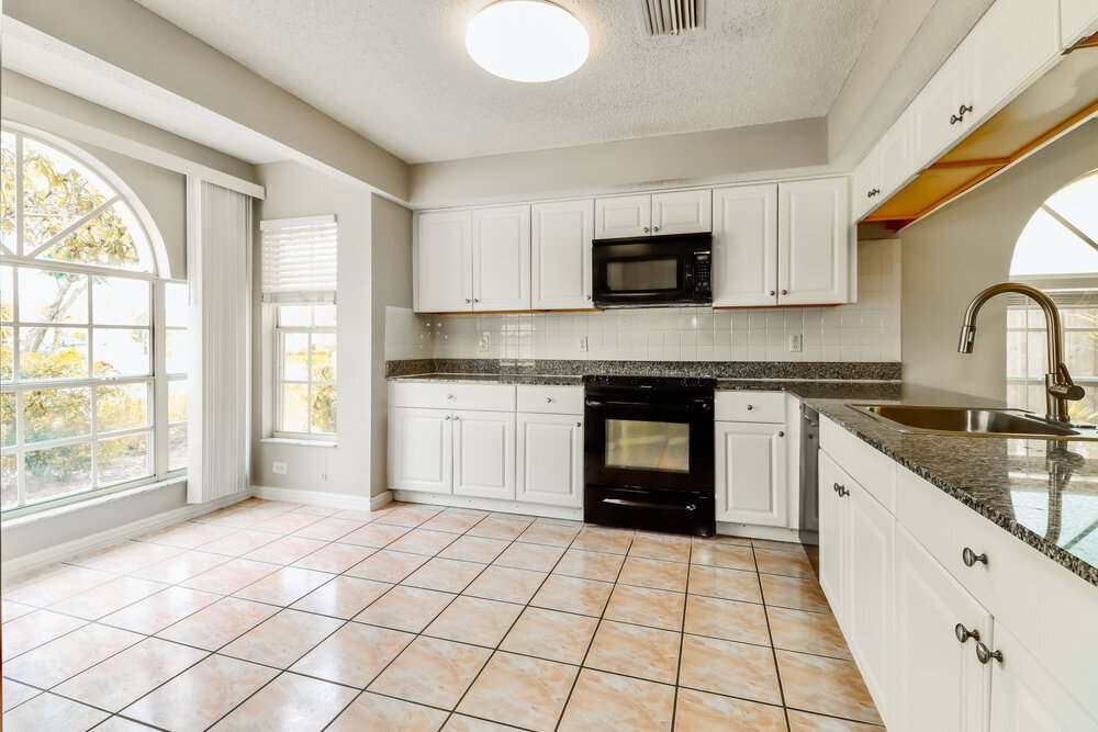 Building Photo - 7921 Hathaway Dr